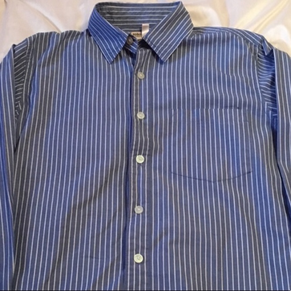 Men's button down blue/white striped shirt Small